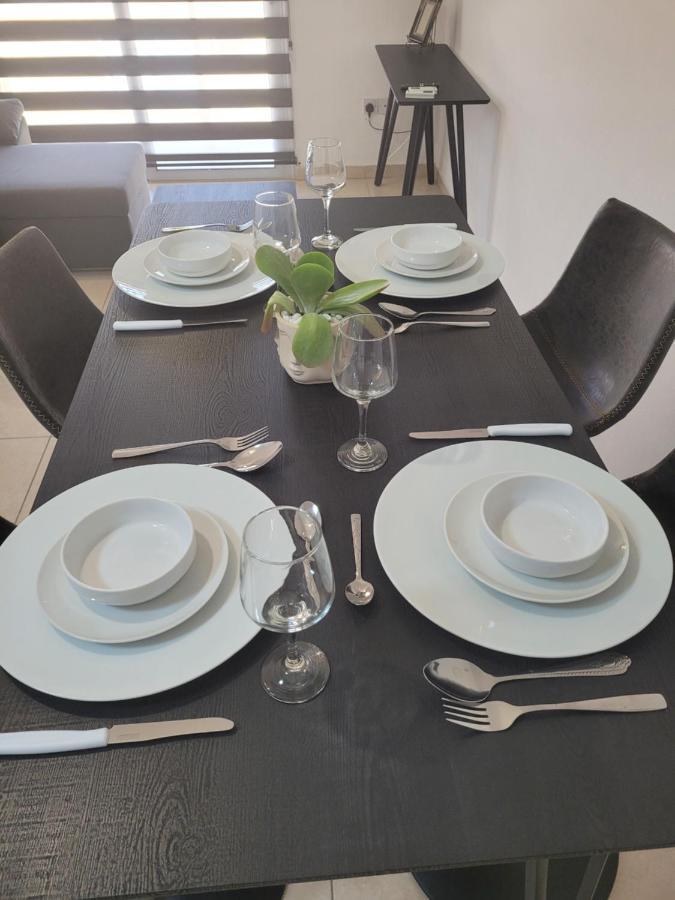 Cielo Apartment 아이아 나파 외부 사진