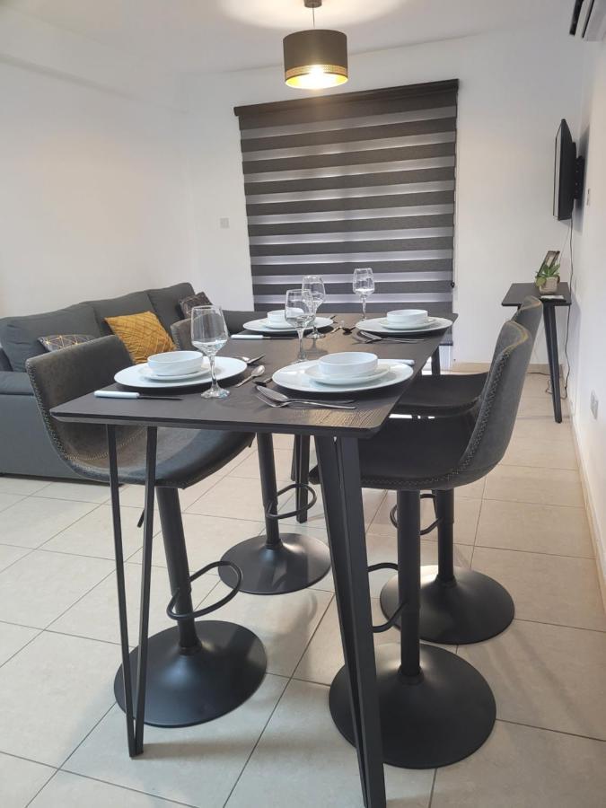 Cielo Apartment 아이아 나파 외부 사진