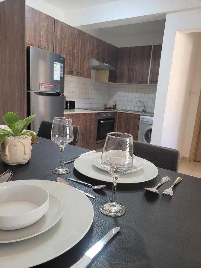 Cielo Apartment 아이아 나파 외부 사진