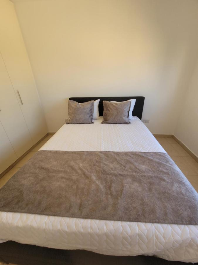 Cielo Apartment 아이아 나파 외부 사진