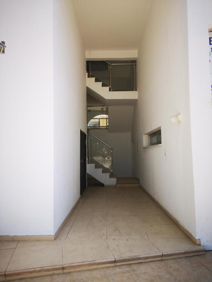 Cielo Apartment 아이아 나파 외부 사진