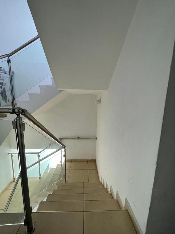 Cielo Apartment 아이아 나파 외부 사진